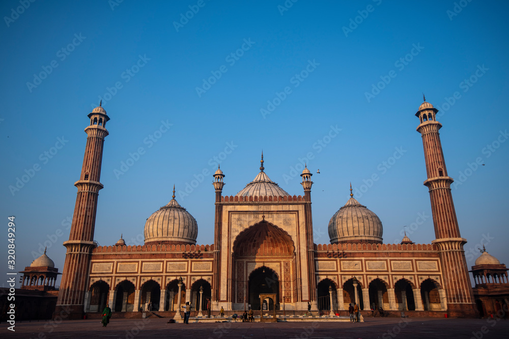 Fototapeta premium Jama Masjid in morning, Old Delhi India