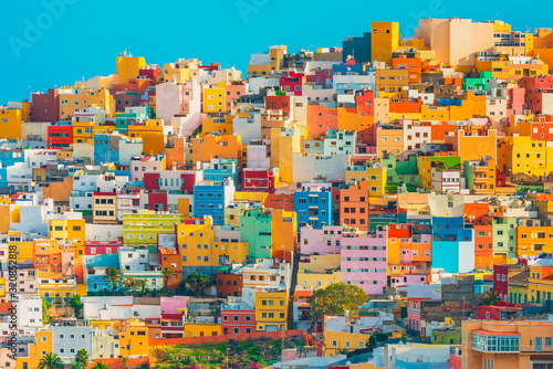 Obraz na płótnie Colourful houses in Las Palmas Gran Canaria Spain w salonie