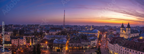 Winter sunset over a European city © onyx124