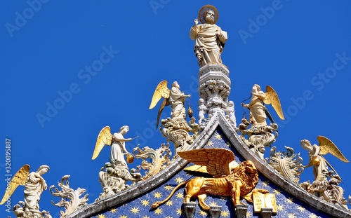 particolare  di S.Marco