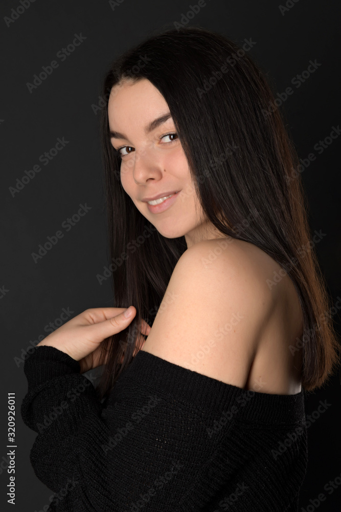 Fashion photo of brunette beauty with natural make-up Fashion photo of brunette beauty with natural make-up