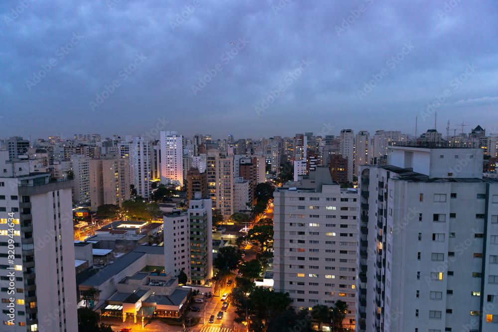 Obraz premium São Paulo skyline at night