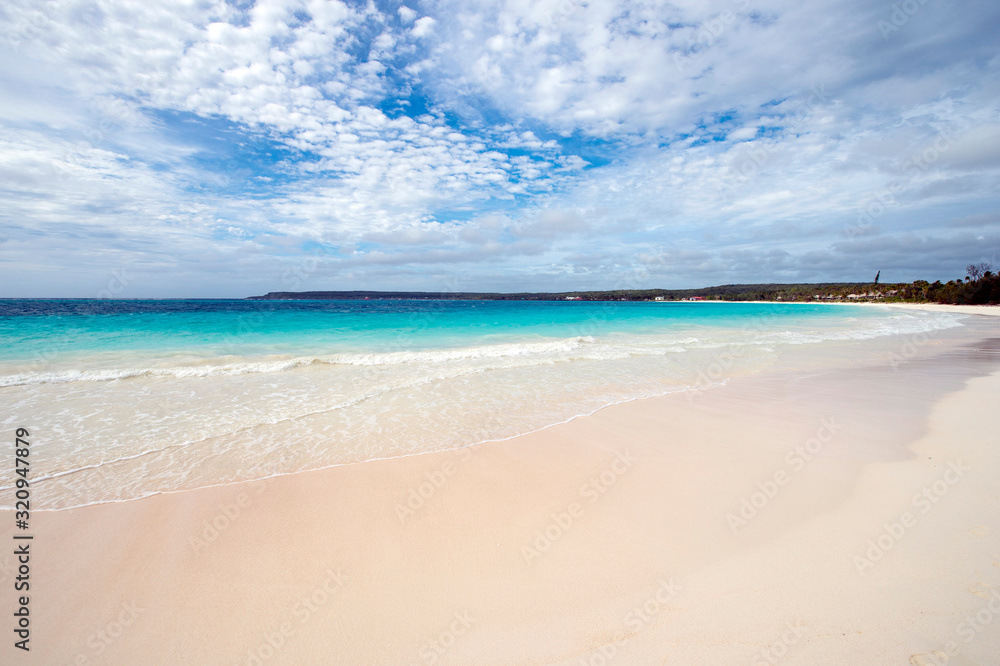 ニューカレドニア ロイヤルティ諸島　リフー島　シャンパーニュビーチ