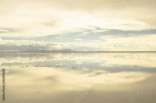 Salar de Uyuni, the world's largest salt flat area, Altiplano, Bolivia, South America. © Fotos 593