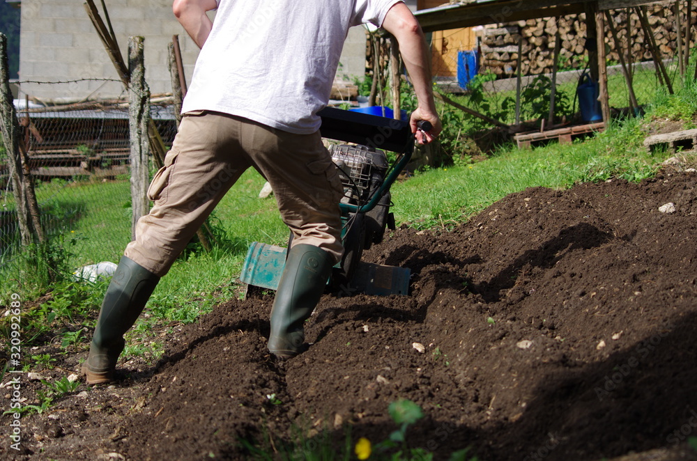 jardinage et travail de la terre - motoculteur jardinage et travail de la terre - motoculteur