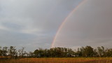 arcobaleno estivo dopo un temporale