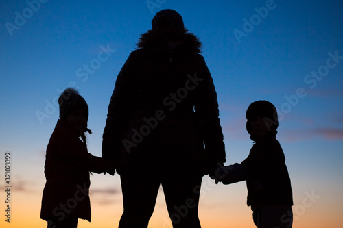 Fotomural single mom with teo kids