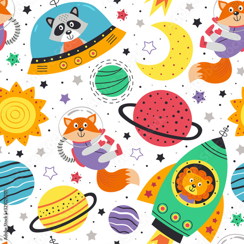 Fototapeta Naklejka Na Ścianę i Meble - seamless pattern with space animals on white background. Lion,fox,raccoon in space  - vector illustration, eps    