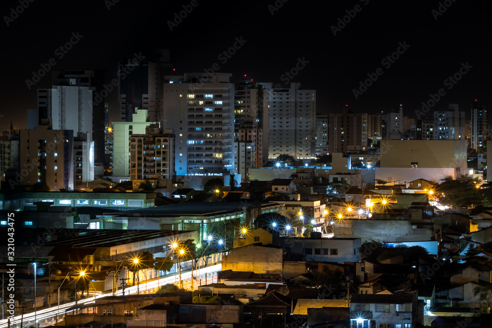 Fototapeta premium Campos dos Goytacazes city at night