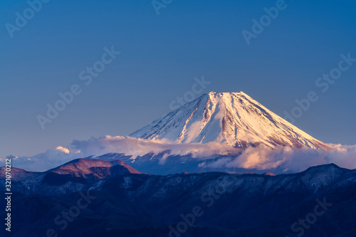 桃花橋公園展望台からの富士山 © Yasuhiro Iizuka