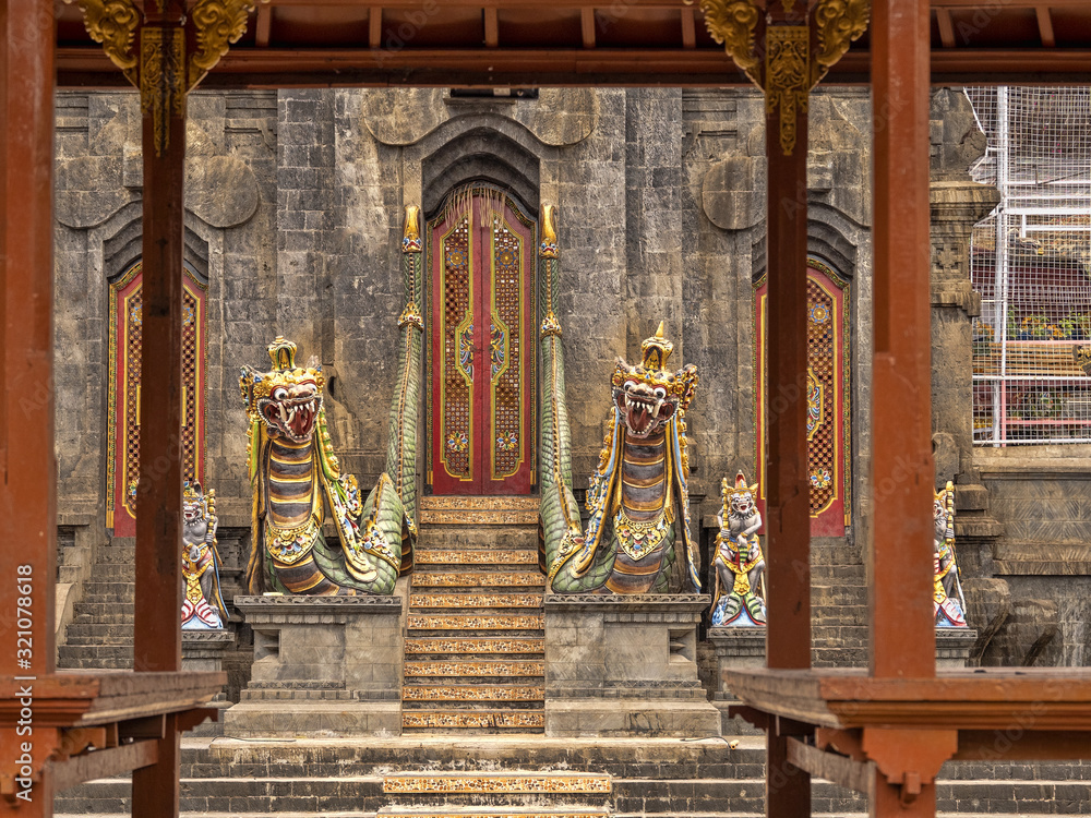 Fototapeta premium Hindu temple in the north of Bali, Indonesia