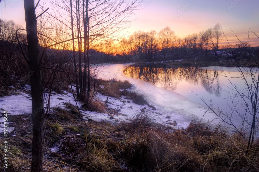 January sunset on the Solotcha river