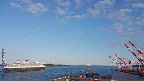 Cunard queen Mary queen Elizabeth 