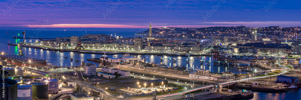 Panorama Ville du Havre de nuit