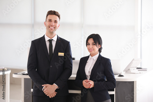 Portrait of receptionists i...