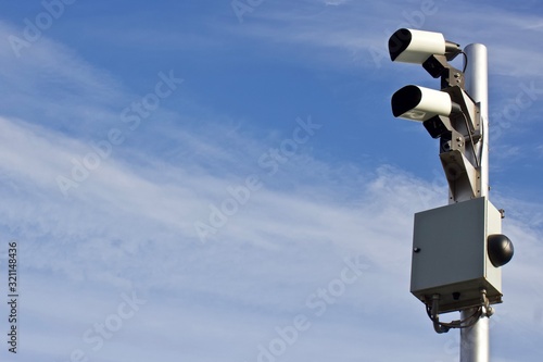 Tablou pe pânză Automated License Plate Readers - ALPRs automatically capture all license plate numbers that come into view, along with the location, date, and time