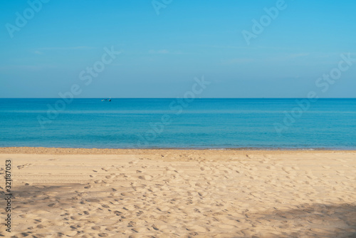 Fototapeta Naklejka Na Ścianę i Meble -  Tropical sea beach with sand, ocean and blue sky