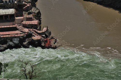 Devprayag - Prayag of Alakhnanda and Bhagirathi river photo