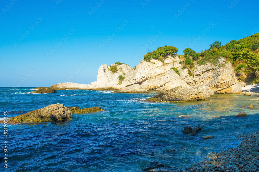 Fototapeta premium The Black Sea coast at Kilimli Bay, near Agva, Sile, in north west Turkey
