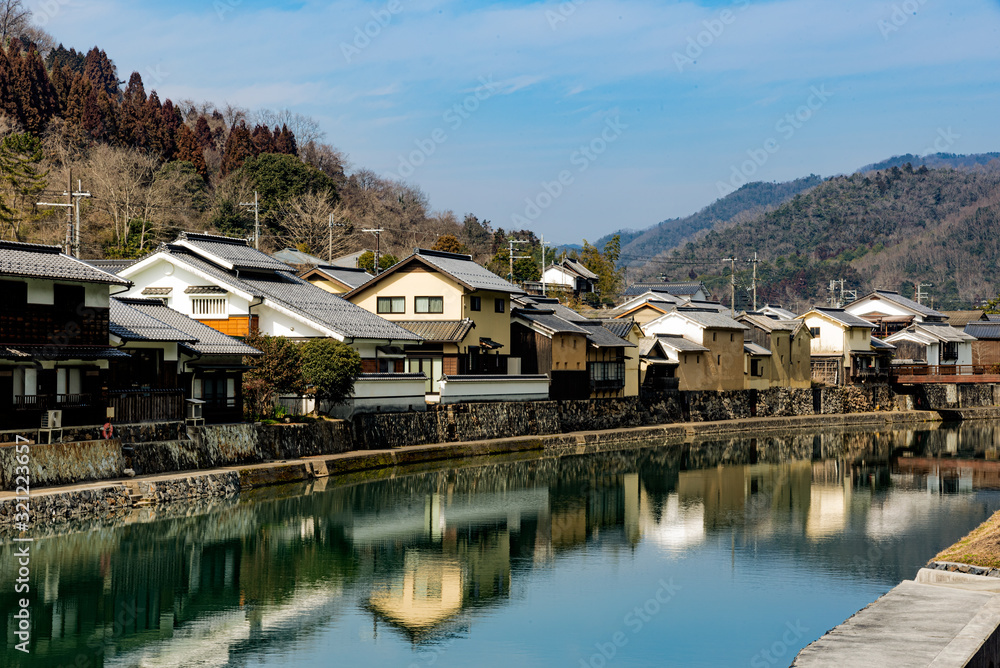 Fototapeta premium 兵庫県、因幡街道・平福の宿