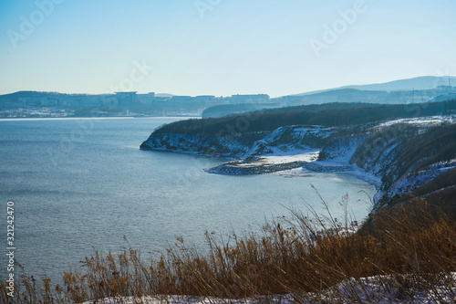 Sea view with a view of the snow-covered Bay