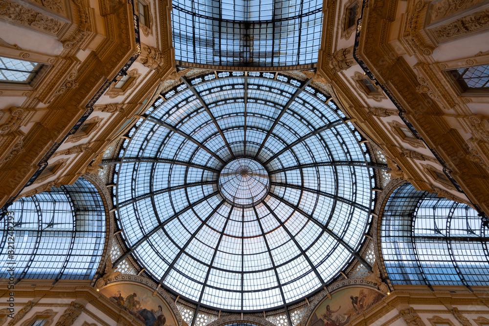 Vittorio Emanuele II gallery in Milan, Italy.