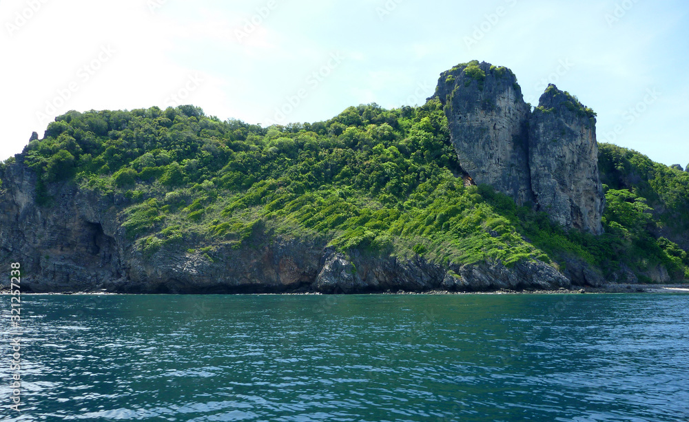 Obraz premium Mysterious island