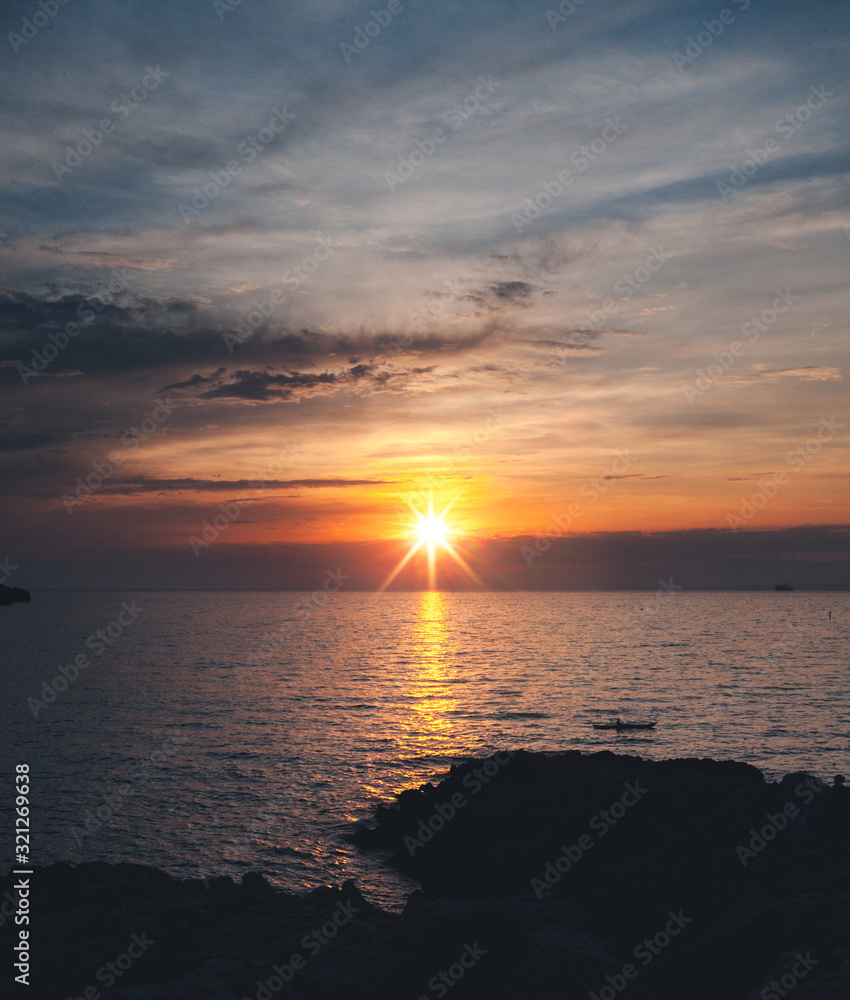 Naklejka premium Sunset Marseille