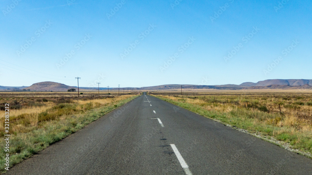The roads of the Karoo.