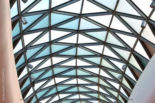 Reinforced concrete construction. Ceiling. New technologies. Arc polycarbonate canopy and reinforced concrete construction. Metal construction.