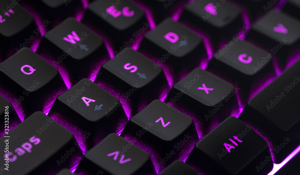 Computer keyboard with illuminated keys Computer keyboard with illuminated keys