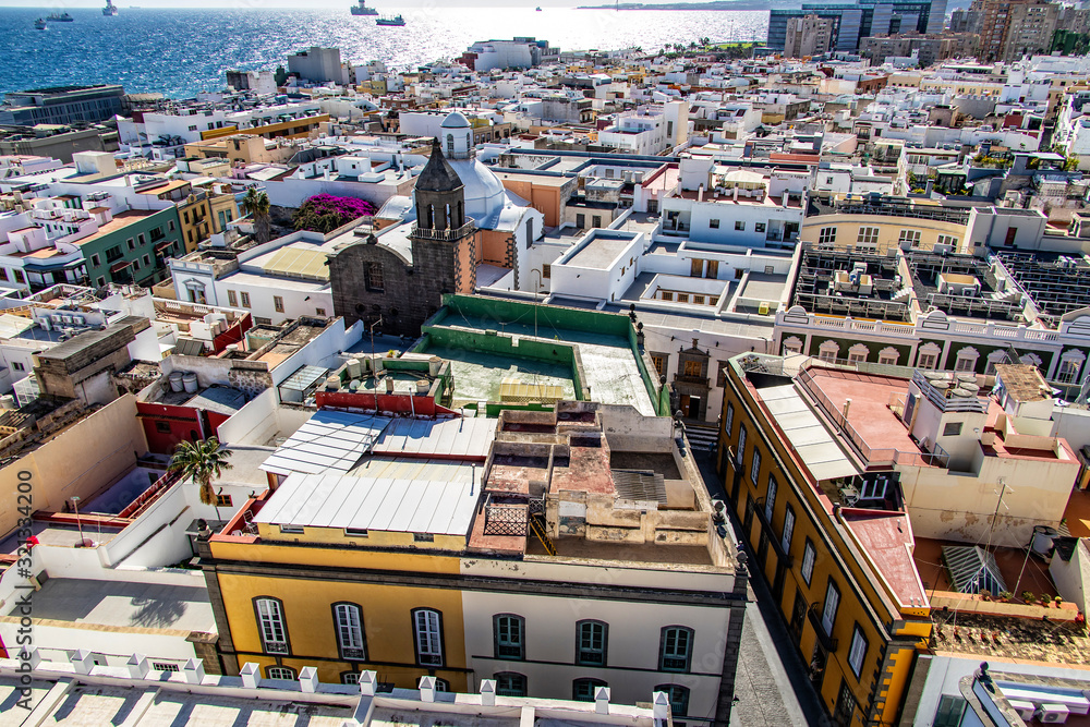 original head of the Spanish city, the capital of Gran Canaria, Las Palmas, from a lookout point to colorful houses