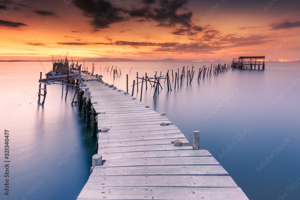 Fototapeta premium Stare molo