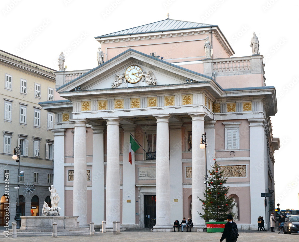 Obraz premium TRIESTE, ITALY, January 10, 2020. Chamber of commerce (Camera di Commercio, Industria, Artigianato e Agricoltura Venezia Giulia) building in Trieste.