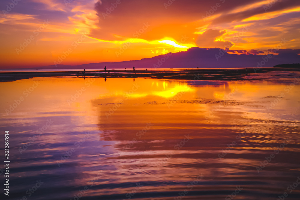 Obraz premium A Sunset of Siquijor Island, Phillipines