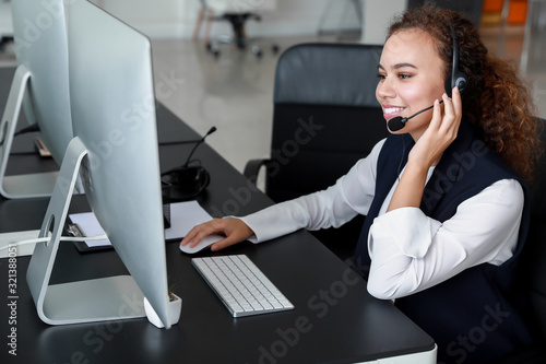 Technical support agent wor...