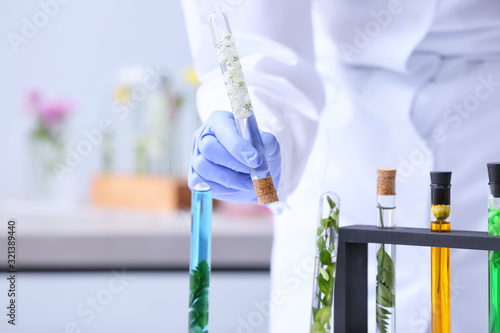 Scientist working with samp...