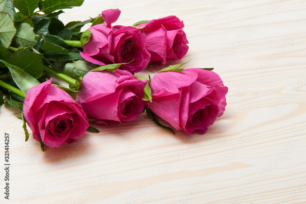 Bouquet of pink roses on the table Bouquet of pink roses on the table