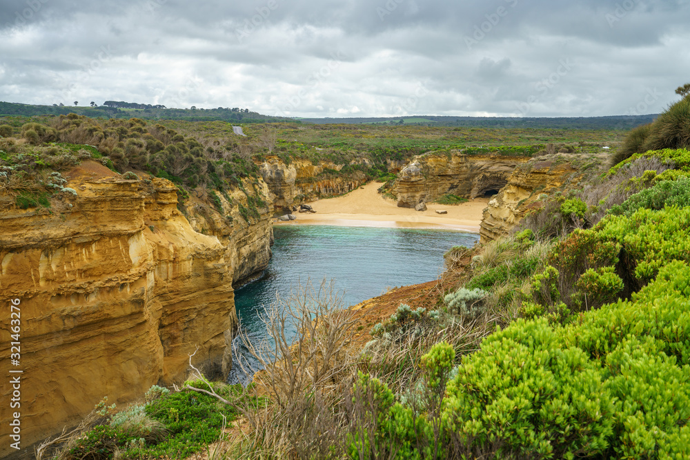 loch ard gorge, great ocean road in victoria, australia loch ard gorge, great ocean road in victoria, australia