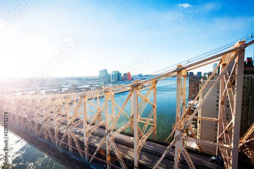 Billede på lærred Ed Koch Queensboro or 59th Street Bridge from New York over Queens, East river a