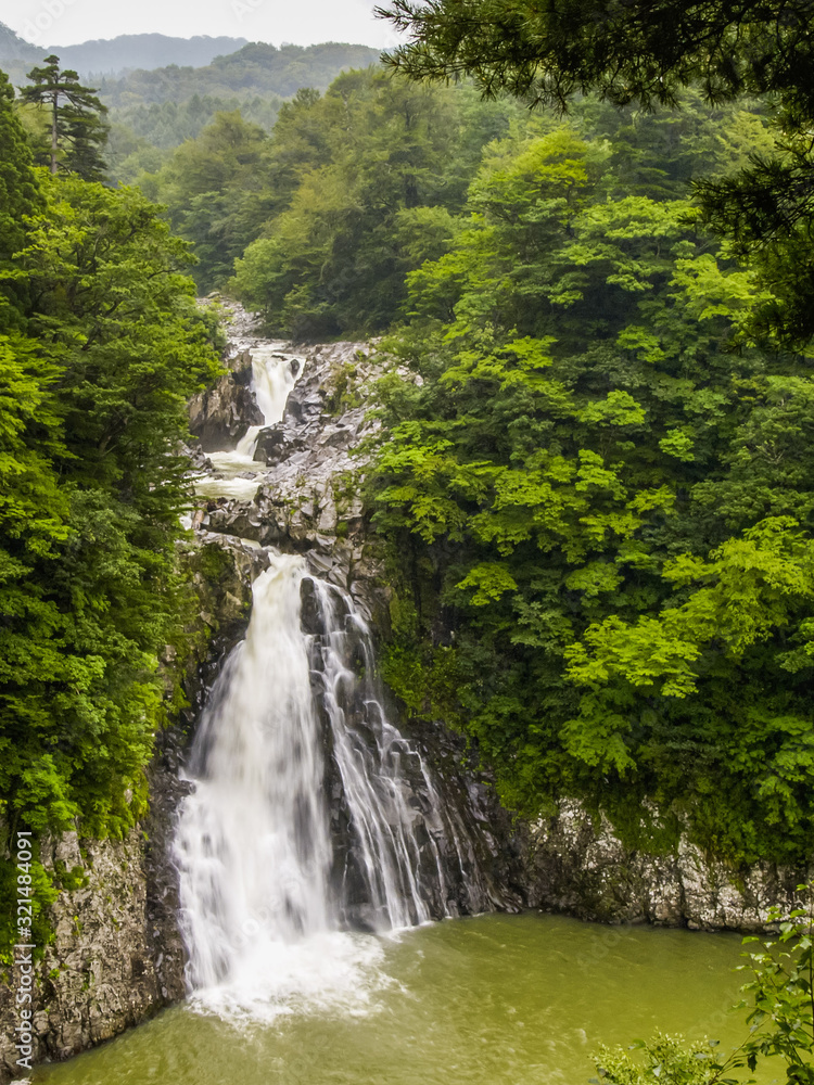 hottainotaki falls　法体の滝