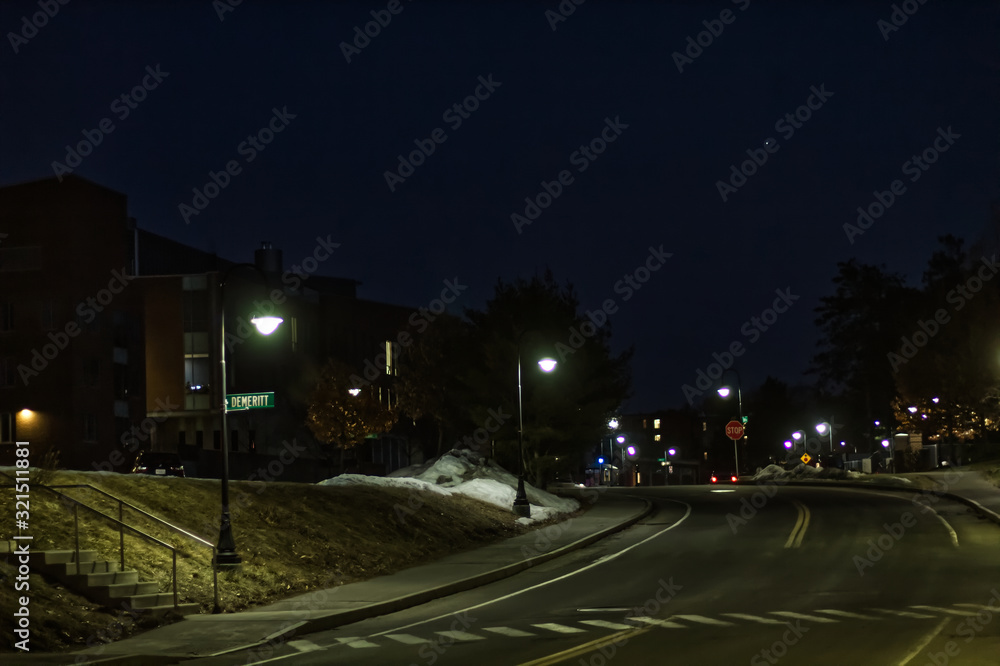 Fototapeta premium UNH at Night