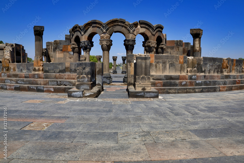 Fototapeta premium Armenia: Swartnoz/Svarthnoz/Zvartnots/Zuart’noc’
