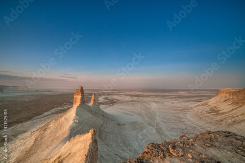 Fotografie Sunrise over Ustyurt Plateau