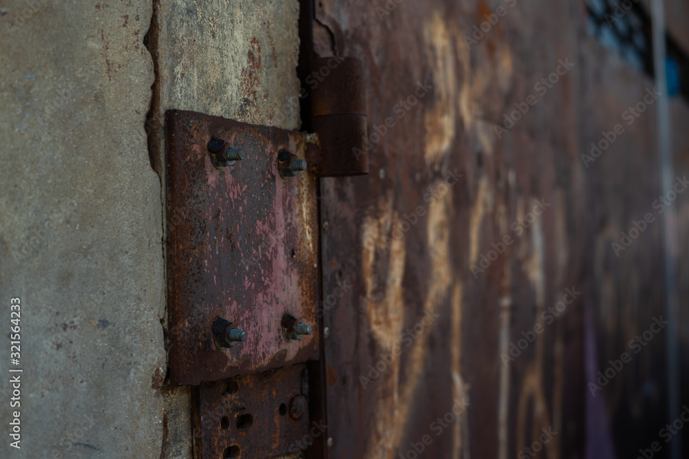  Old cement walls and rusted metal plates Look like art