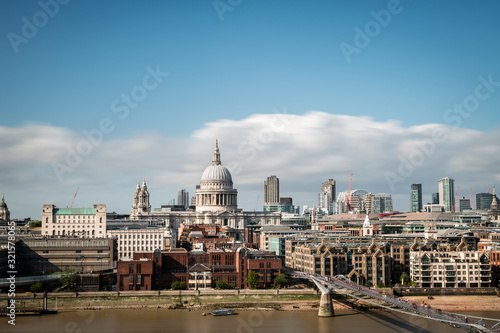 Fototapeta Naklejka Na Ścianę i Meble -  Skyline of the City of London by the river Thames