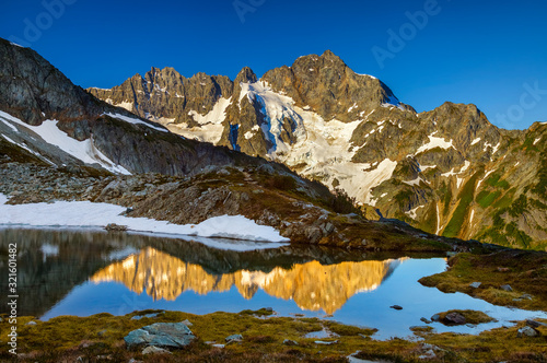 Foto Mt. Formidable