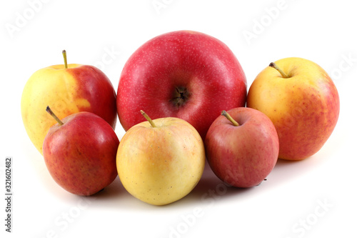 Different color apples