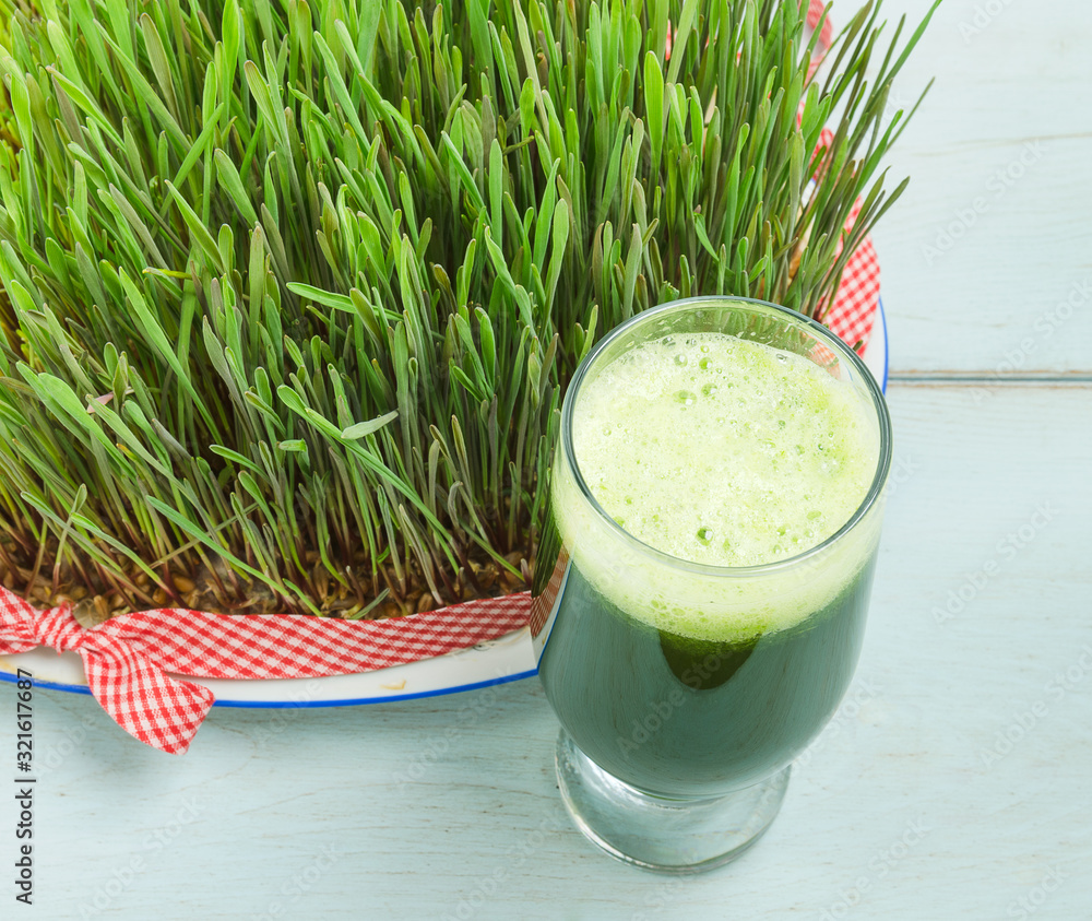 Wheatgrass juice with sprouted wheat Wheatgrass juice with sprouted wheat