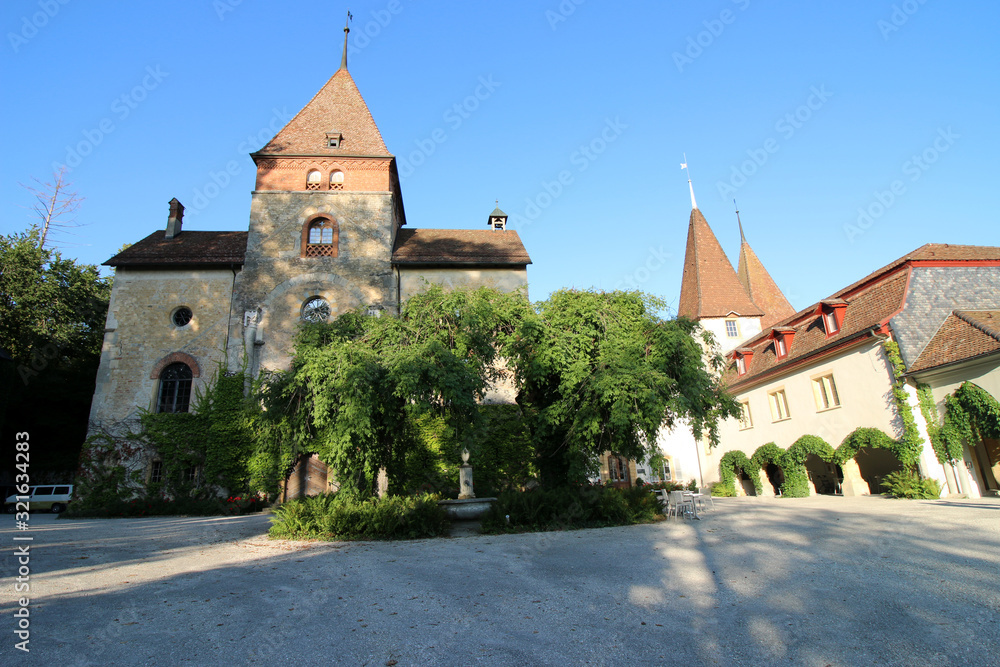 Villars-les-Moines - Schloss Münchenwiler